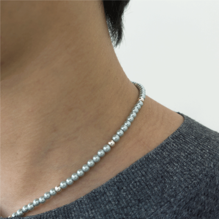 light khaki pearl necklace